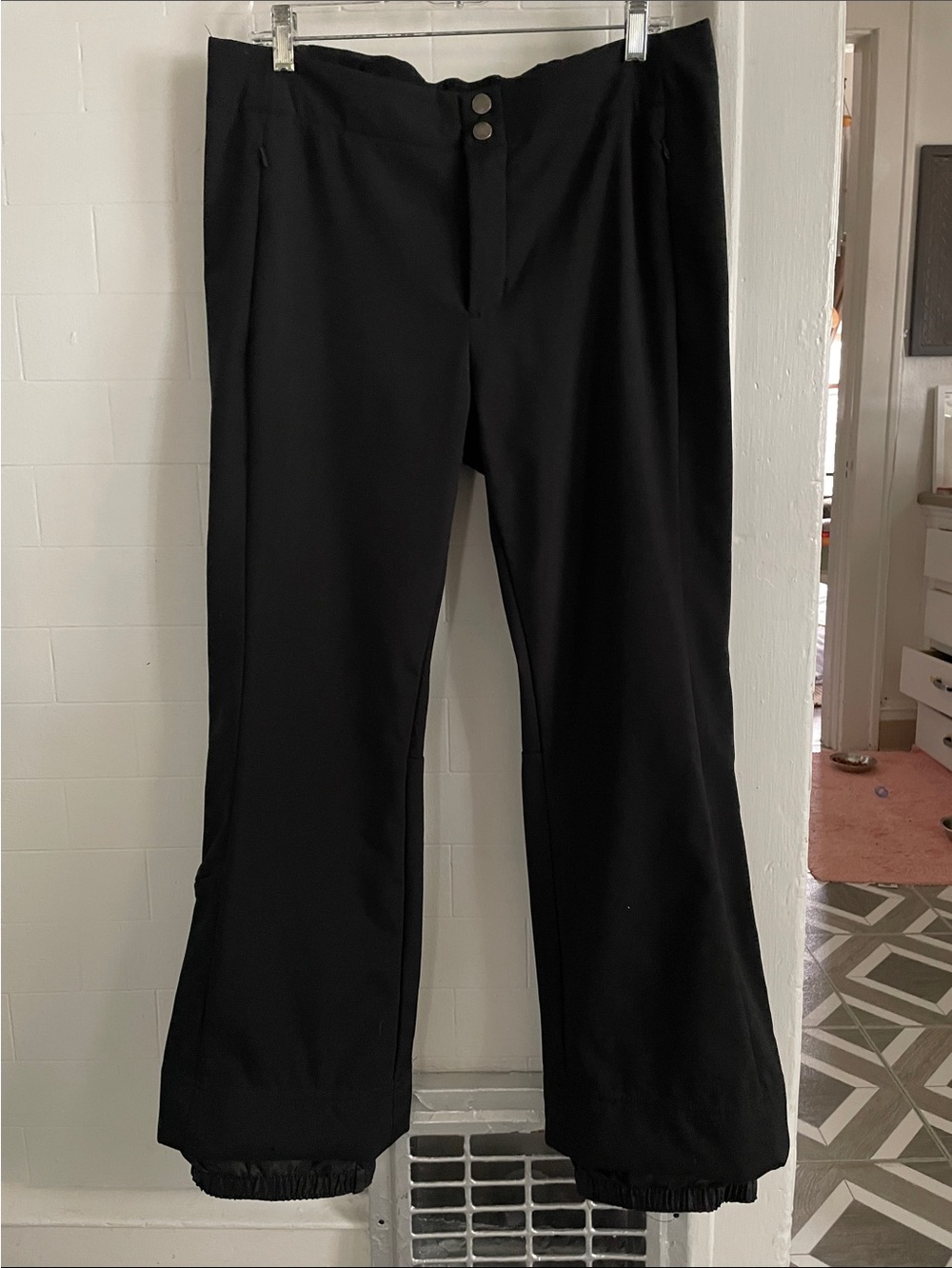 FREE COUNTRY Women’s Black Straight-Leg Ski Pants -size L